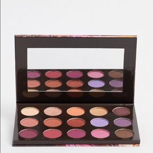Sephora Makeup - Hipdot Zion Eyeshadow Palette Sephora Makeup - Hipdot Zion Eyeshadow Palette